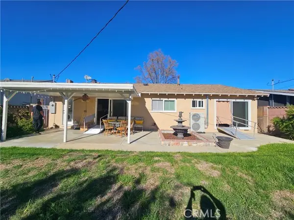 20152 Acre, Winnetka, CA 91306