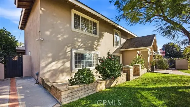 1318 Laurel, Upland, CA 91786 - Image #3