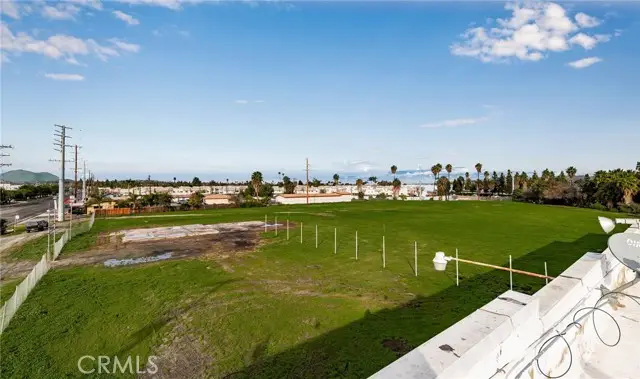 7509 Arlington, Riverside, CA 92503 - #2