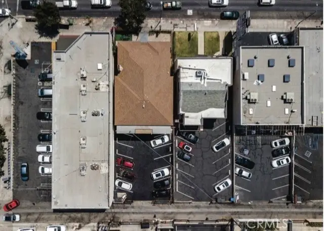 811 Vermont, Los Angeles, CA 90005 - #2