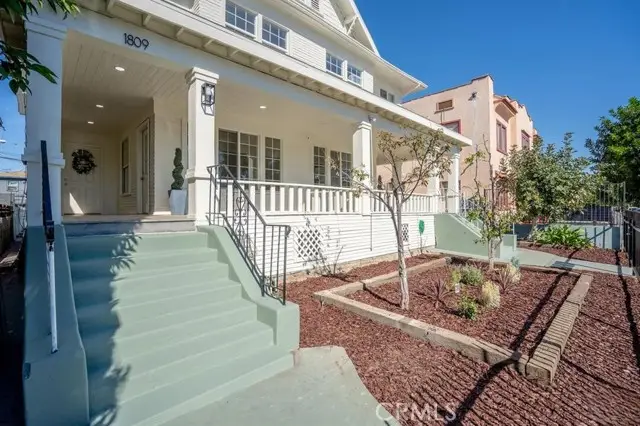 1807 Bonnie Brae Street, Los Angeles, CA 90006 - #2