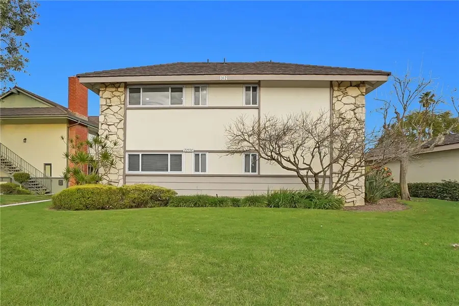22934 Nadine Circle  #B, Torrance, CA 90505 - Image #2