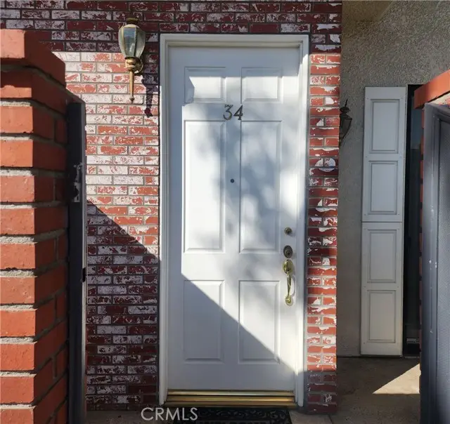 10201 Mason Avenue  #34, Chatsworth, CA 91311 - Image #3