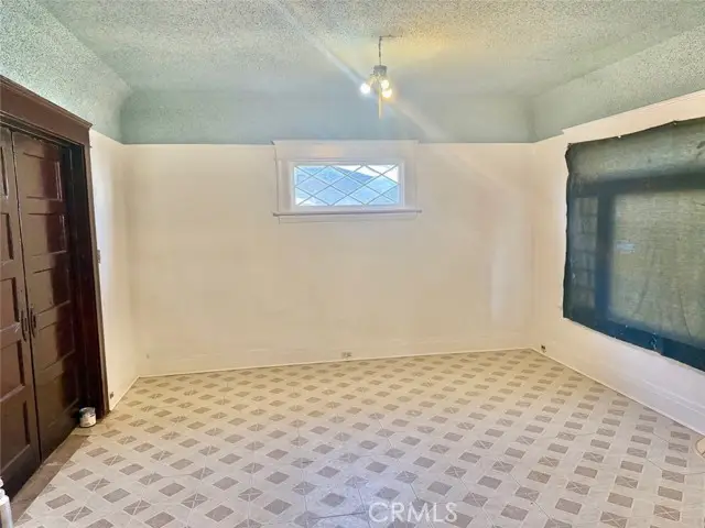 860 54th, Los Angeles, CA 90037 - Image #3