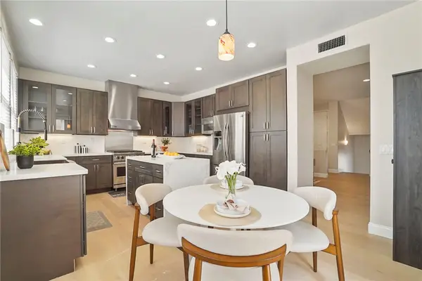 7831 Daisy Circle, Huntington Beach, CA 92648