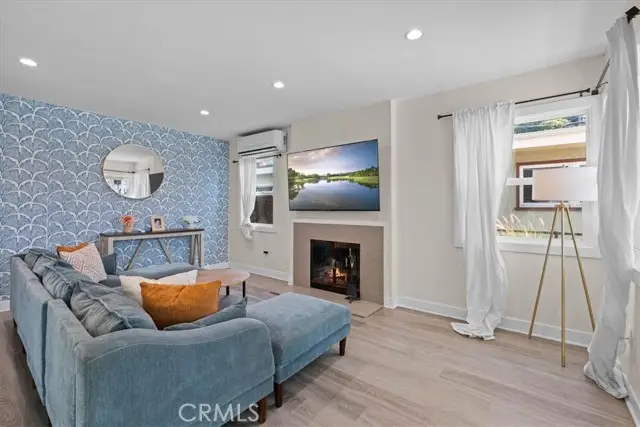 5829 2nd, Long Beach, CA 90803 - #2