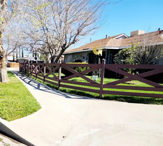 45428 13th, Lancaster, CA 93534 - #3