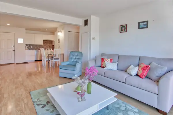 24410 Crenshaw Boulevard  #111, Torrance, CA 90505