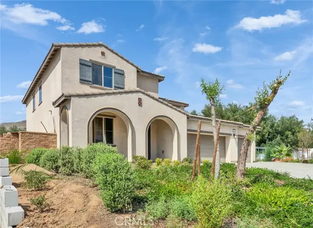 2675 Half Dome Ct, Riverside, CA 92509 - #3