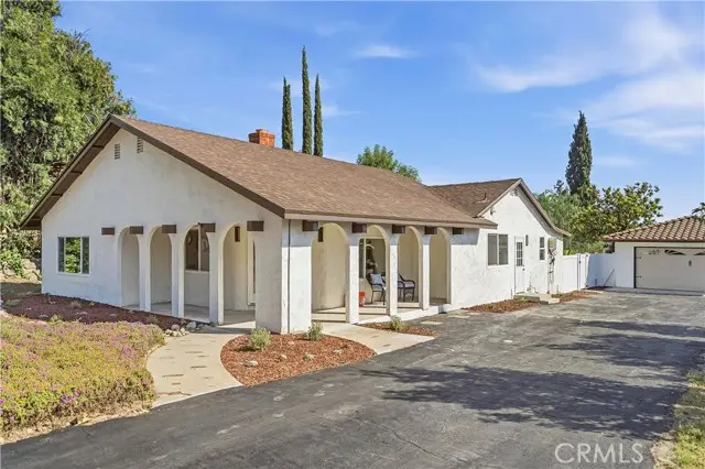 944 Alamosa, Claremont, CA 91711 - #1