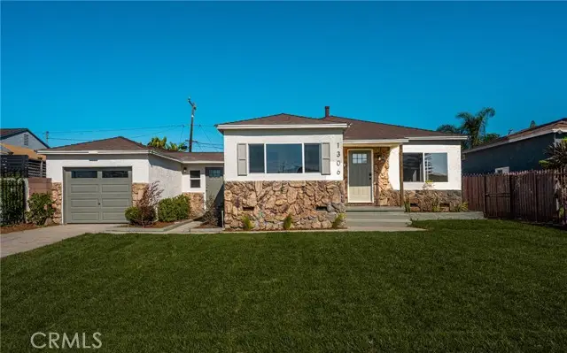 1306 Cliveden Avenue, Compton, CA 90220 - #1