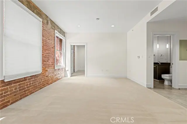 139 Los Robles Ave  #104, Pasadena, CA 91101 - #3