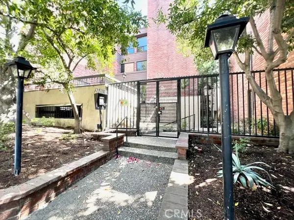 700 Lake Avenue  #111, Pasadena, CA 91106