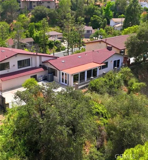 1340 Hillside, Glendale, CA 91208