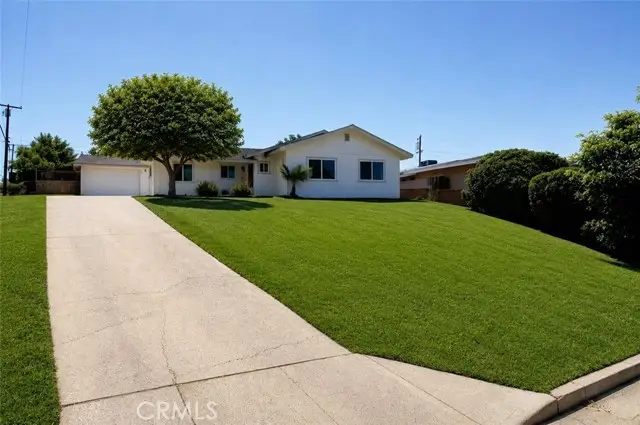 2425 Castle Drive, Bakersfield, CA 93306 - #1