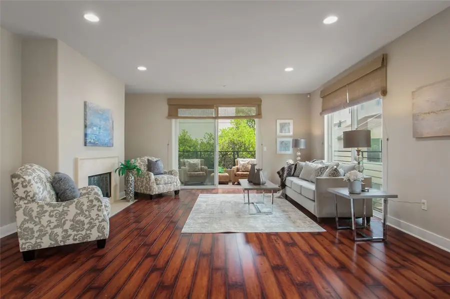 11115 Acama  #207, Studio City, CA 91602 - #3