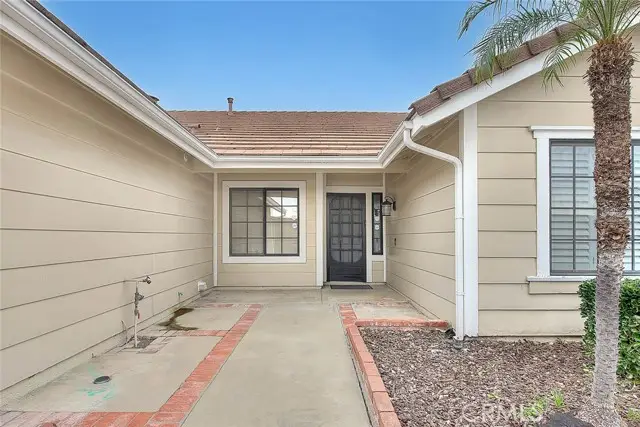 959 Kenwood Street, Upland, CA 91784 - #3