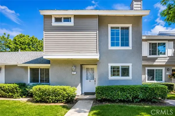 47 Fox  #27, Irvine, CA 92614
