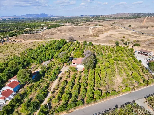 2049 Myers, Riverside, CA 92503 - #1
