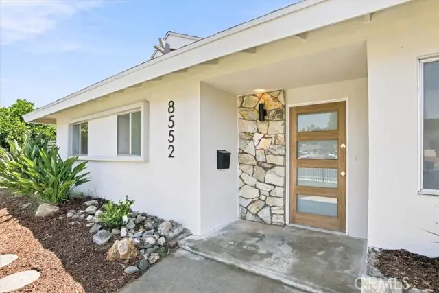 8552 Jumilla Avenue, Winnetka, CA 91306 - #2