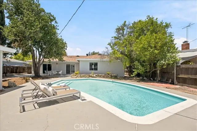 8552 Jumilla Avenue, Winnetka, CA 91306 - #3