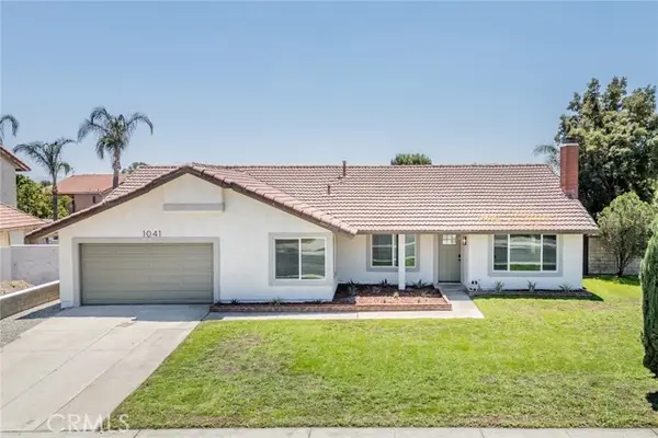 1041 Sunset Circle, Rialto, CA 92376