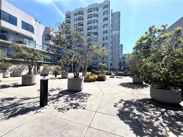 601 Van Ness  #17, San Francisco, CA 94102 - #2