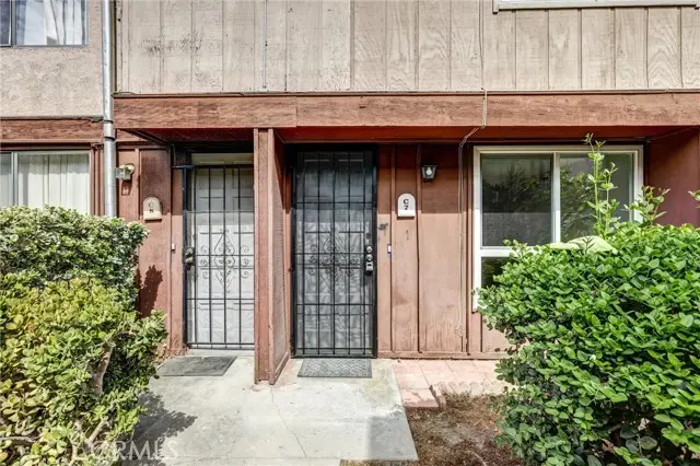 7300 Lennox Avenue  #C7, Van Nuys, CA 91405 - #1