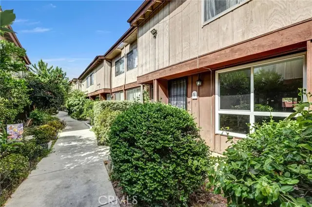 7300 Lennox Avenue  #C7, Van Nuys, CA 91405 - #3