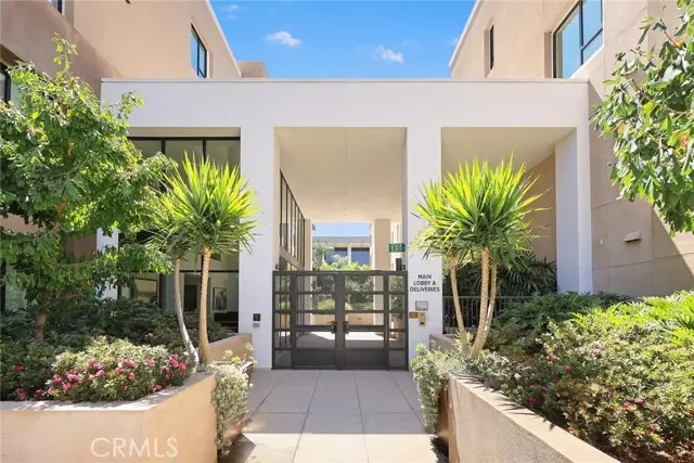 328 Green St.  #201, Pasadena, CA 91105 - #2