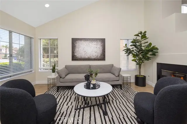 15737 Firethorn, Fontana, CA 92337 - #3
