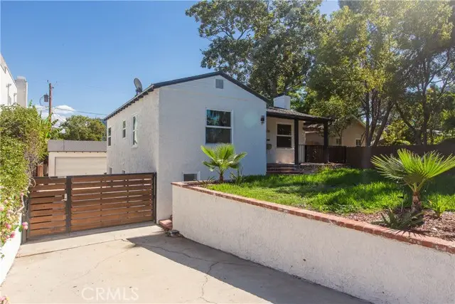 210 Naomi, Burbank, CA 91505 - #2
