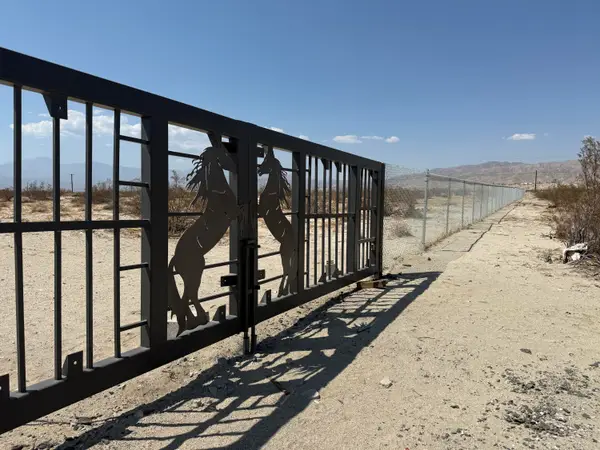 10 Dillon Road, Desert Hot Springs, CA 92241