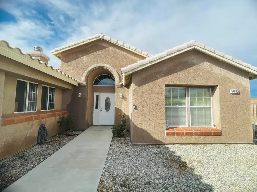 57088 Millstone Drive, Yucca Valley, CA 92284 - Image #2