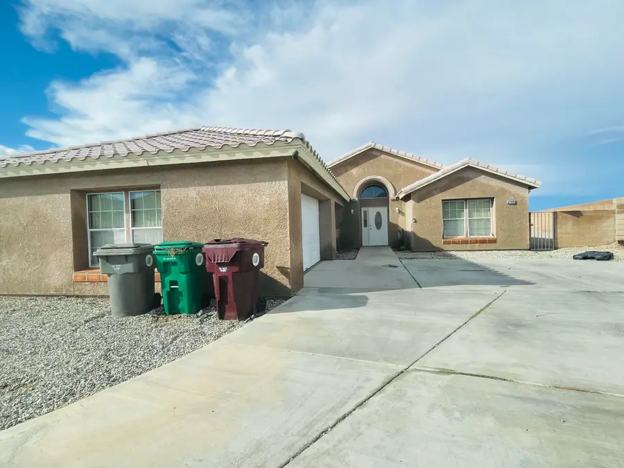 57088 Millstone Drive, Yucca Valley, CA 92284 - Image #3