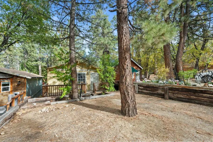 817 Maple Lane, Sugarloaf, CA 92386 - Image #2