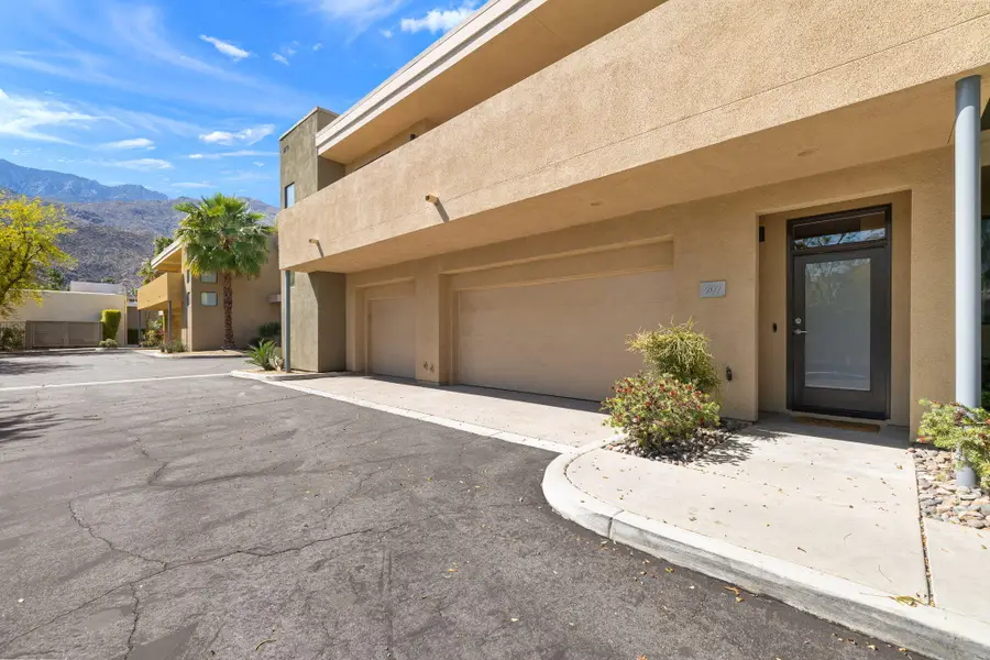 870 E Palm Canyon Drive #202, Palm Springs, CA 92264 - Image #3
