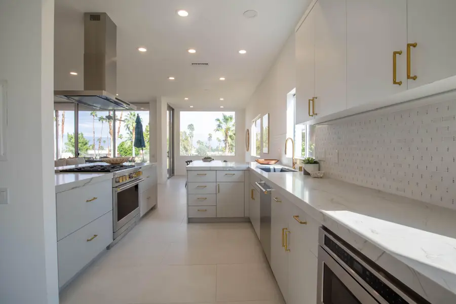 46860 Amir Drive, Palm Desert, CA 92260 - Image #2