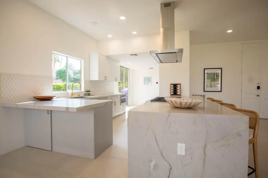 46860 Amir Drive, Palm Desert, CA 92260 - Image #3