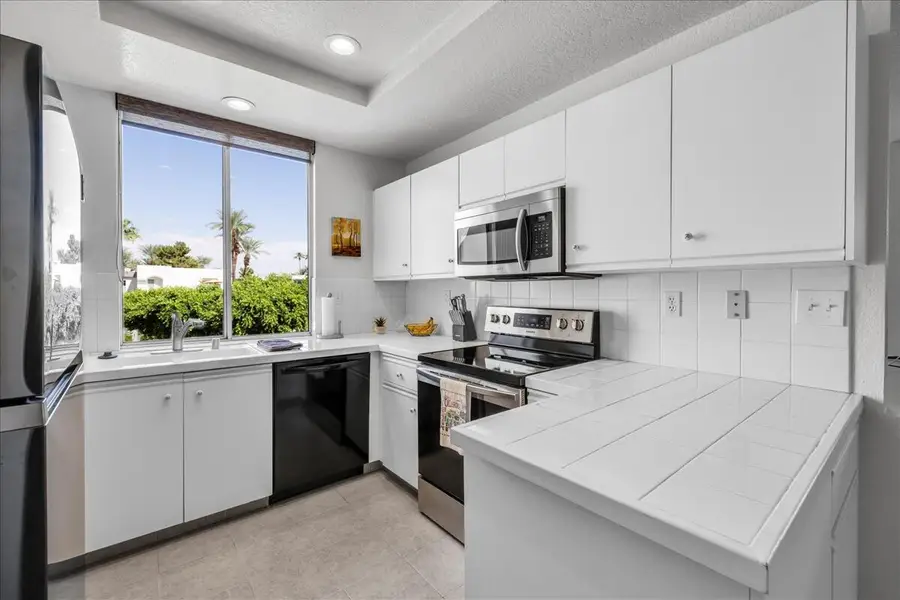401 S El Cielo Road #114, Palm Springs, CA 92262 - Image #2