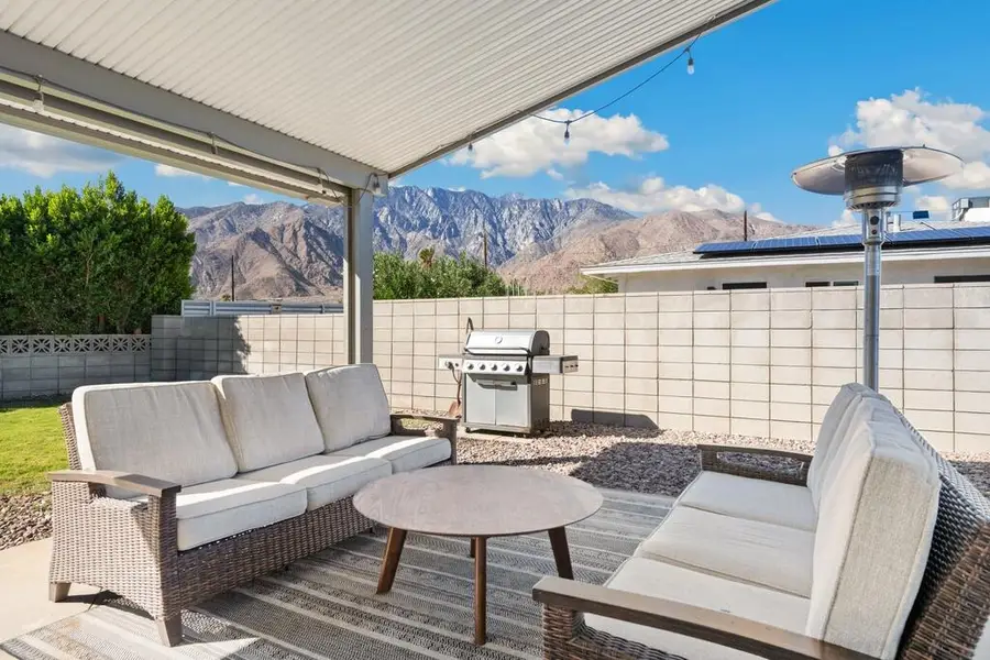 490 W Palm Vista Drive, Palm Springs, CA 92262 - Image #2