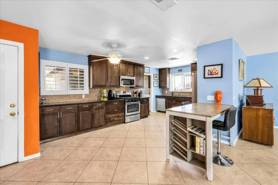 69295 Nilda Drive, Cathedral City, CA 92234 - #2