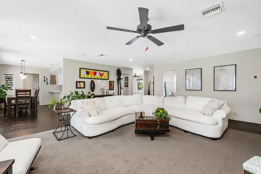 73915 Mountain View Avenue, Palm Desert, CA 92260 - Image #2