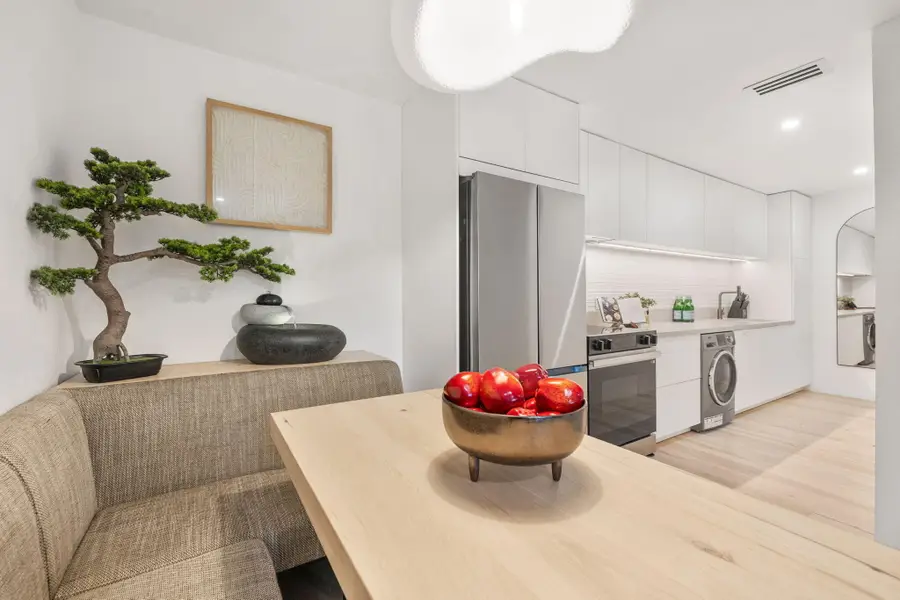 2857 N Los Felices Road #203, Palm Springs, CA 92262 - Image #2