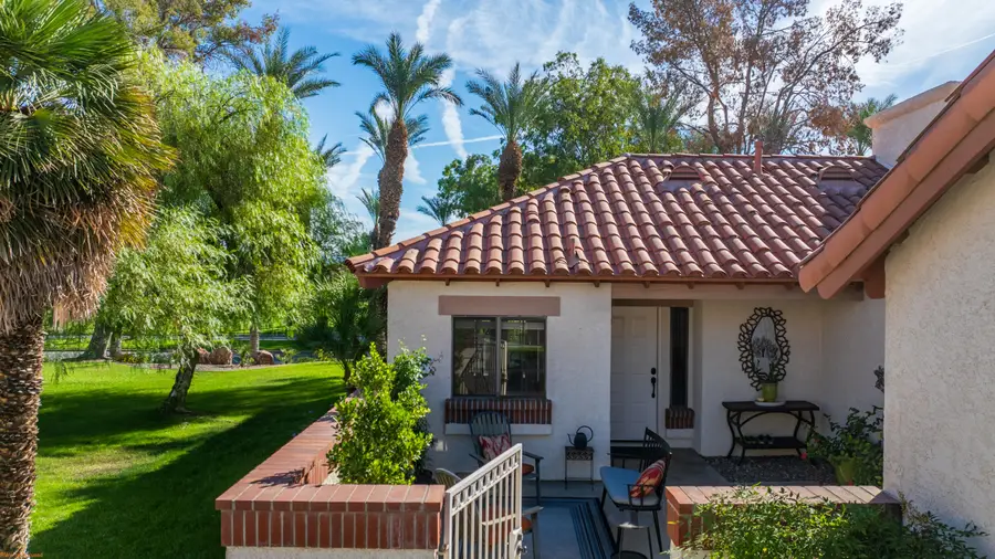 112 Sarona Circle, Palm Desert, CA 92211 - Image #2