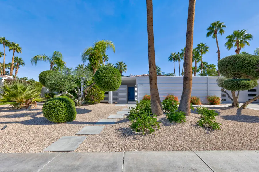 562 N Saturmino Drive, Palm Springs, CA 92262 - Image #2