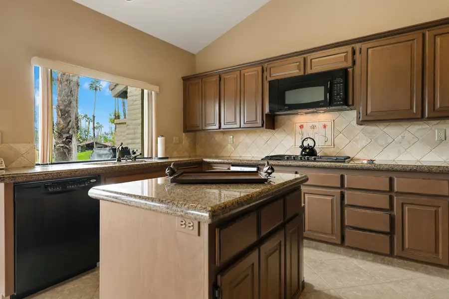 52 Ponderosa Circle, Palm Desert, CA 92211 - Image #3