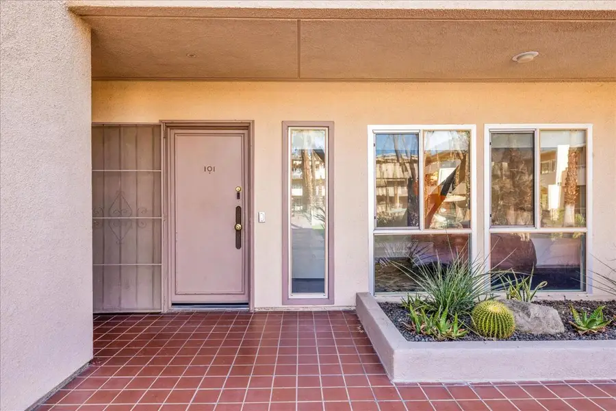 277 E Alejo Road #101, Palm Springs, CA 92262 - Image #2
