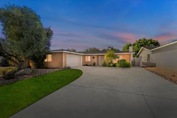 43651 Virginia Avenue, Palm Desert, CA 92211