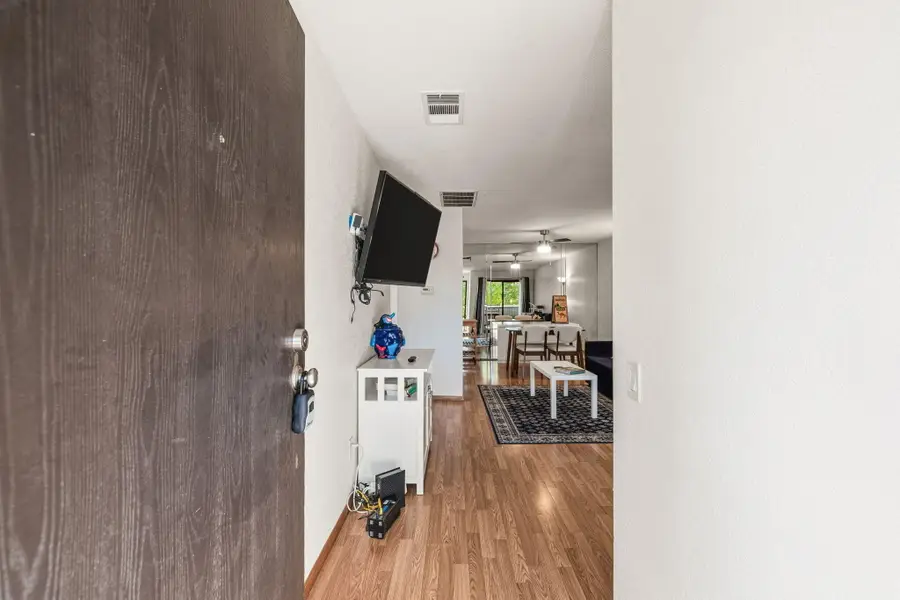 2822 N Auburn Court #205, Palm Springs, CA 92262 - Image #2